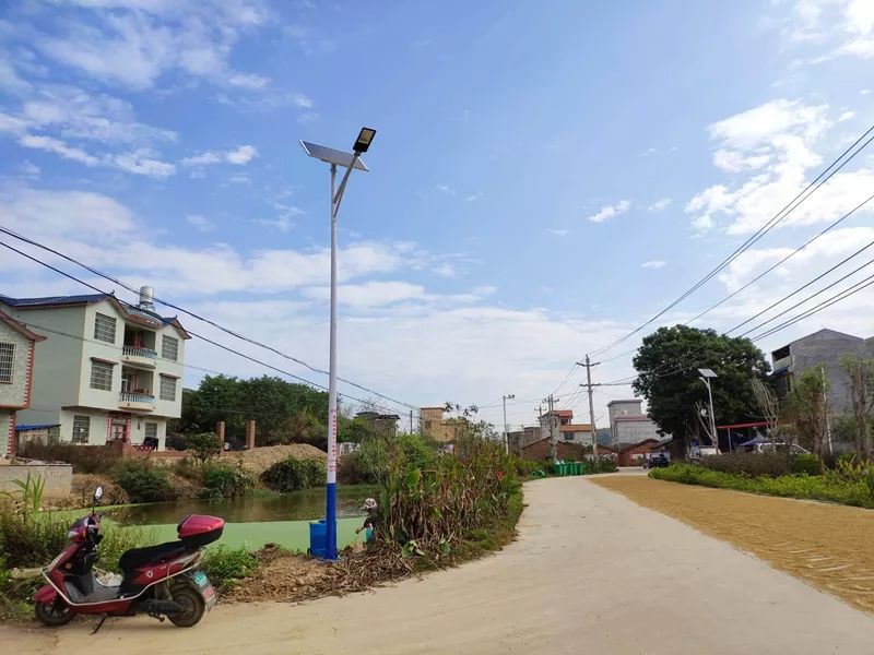 太陽能路燈